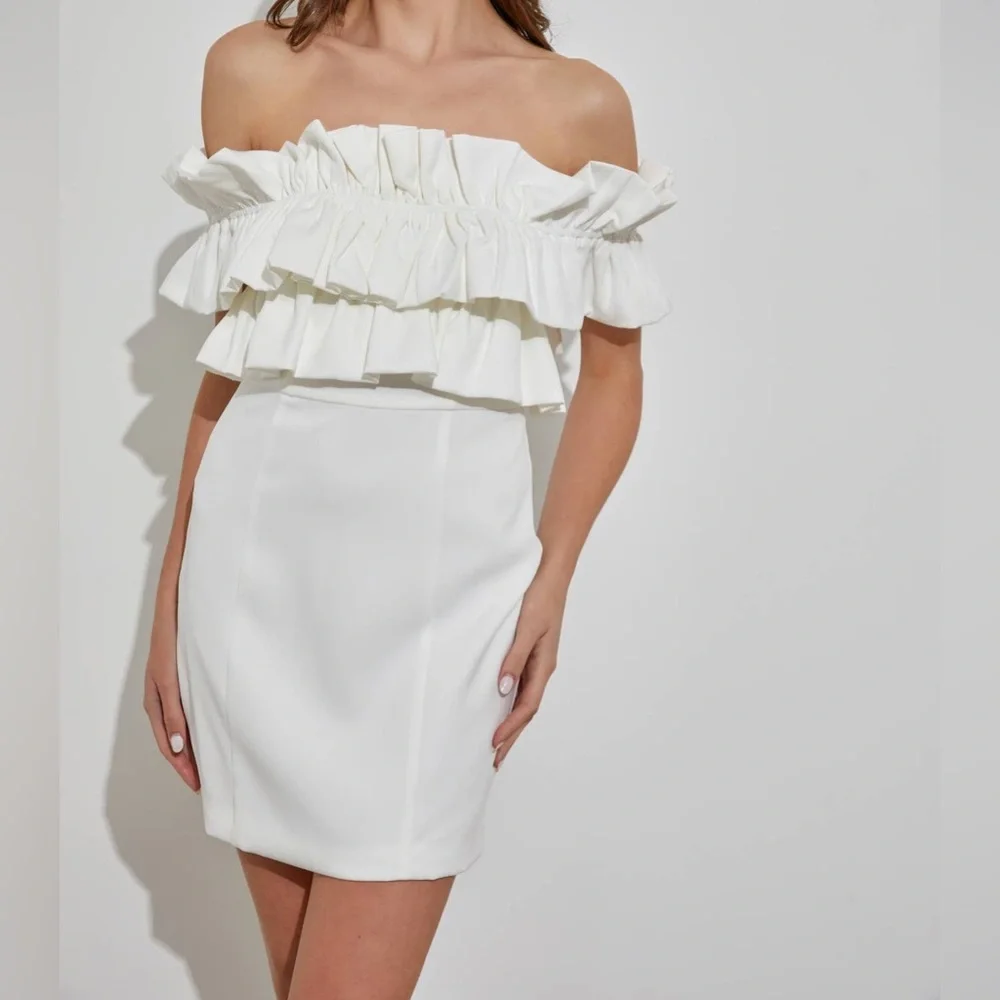 DO+BE boutique Off The Shoulder Ruffle Dress white size Large - Picture 1 of 8